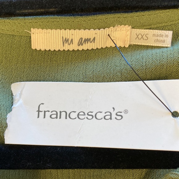 NWT Francesca’s Miami Top - Picture 5 of 5